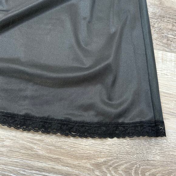 Vintage Warner’s Black Nylon Half Slip with Lace Hem | Size M Length Made in USA - Picture 3 of 4